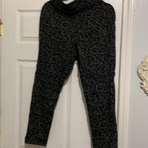 BNWOT Leopard print loft sz 20 trouser leggings